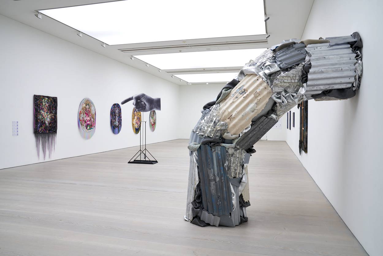 an exhibition at saatchi gallery in london featuring abstract art